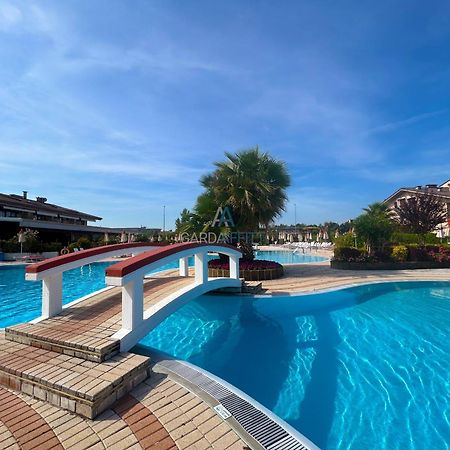 Perla Apartment - 3 Piscine E Un Bar - Desenzano 데센자노델가르다 외부 사진