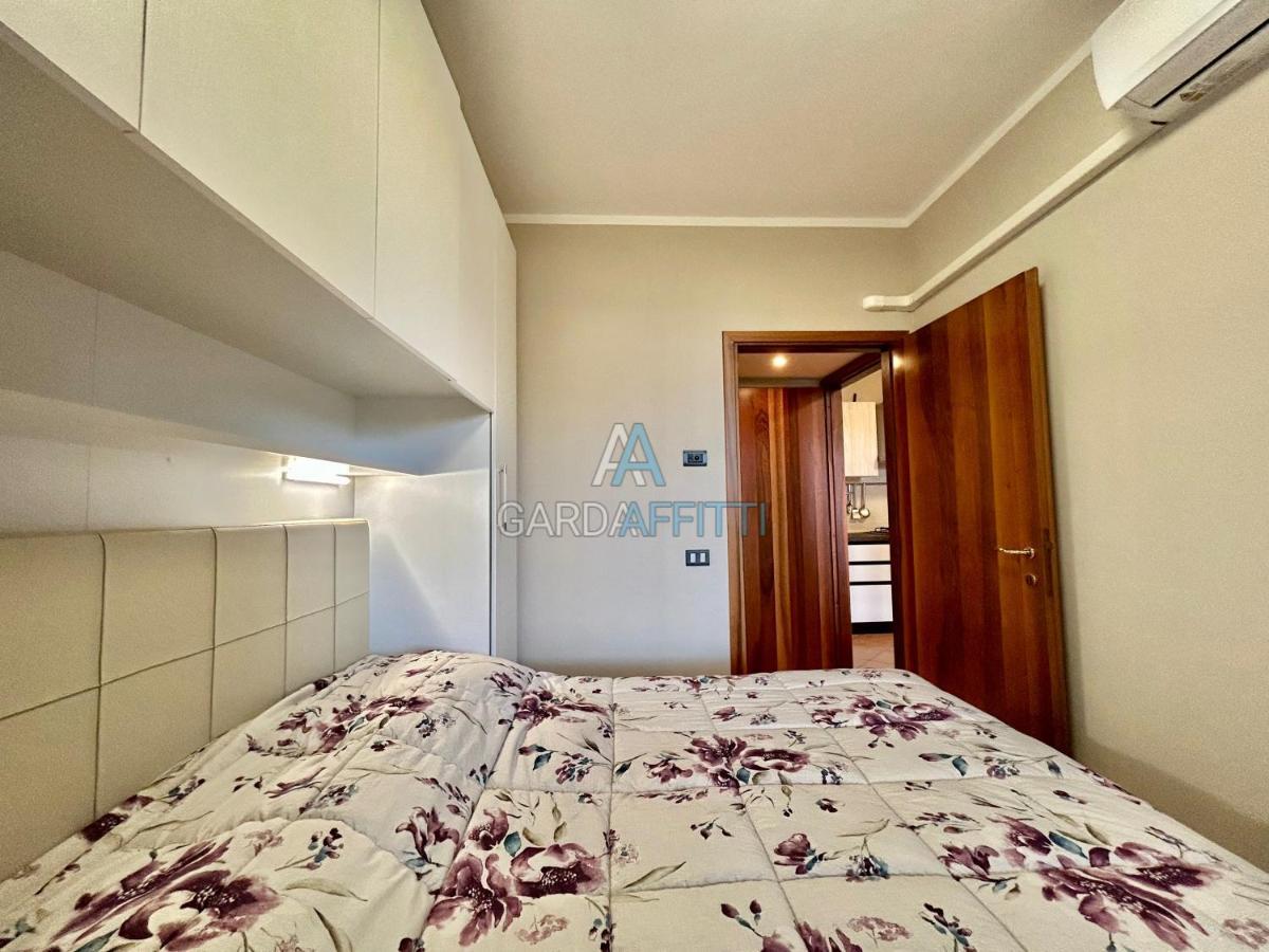 Perla Apartment - 3 Piscine E Un Bar - Desenzano 데센자노델가르다 외부 사진