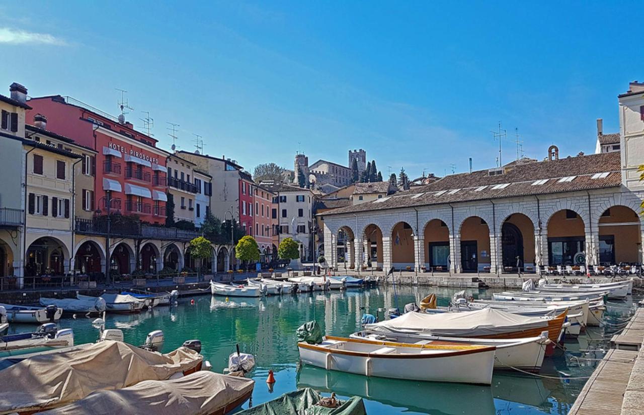 Perla Apartment - 3 Piscine E Un Bar - Desenzano 데센자노델가르다 외부 사진