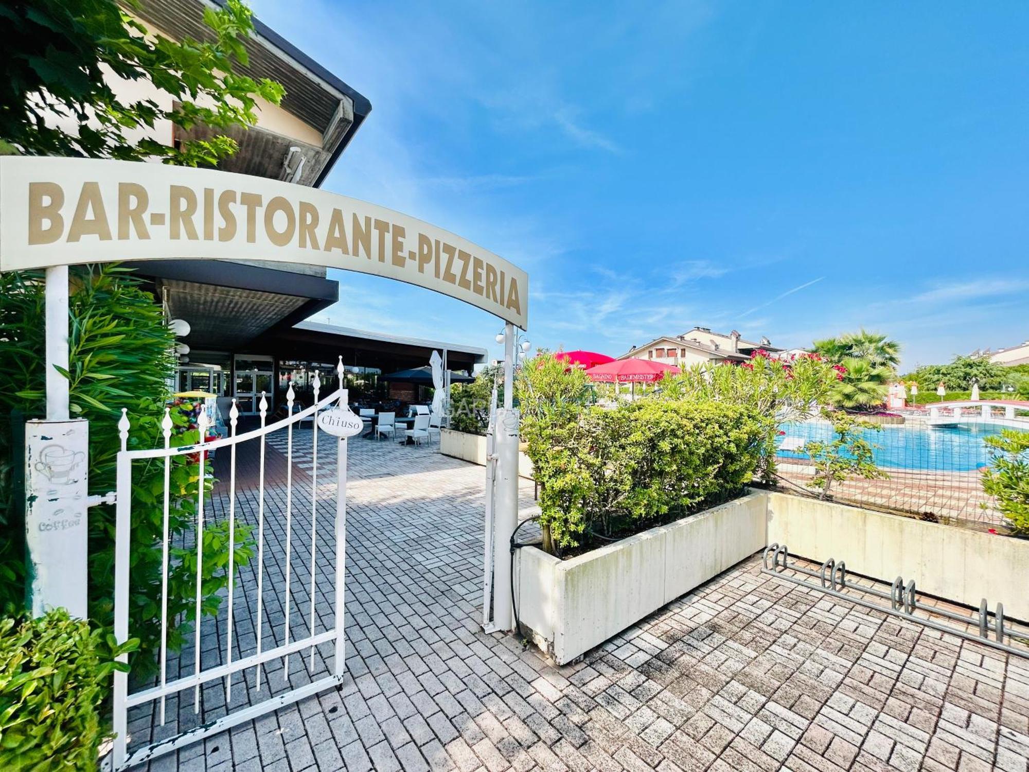 Perla Apartment - 3 Piscine E Un Bar - Desenzano 데센자노델가르다 외부 사진