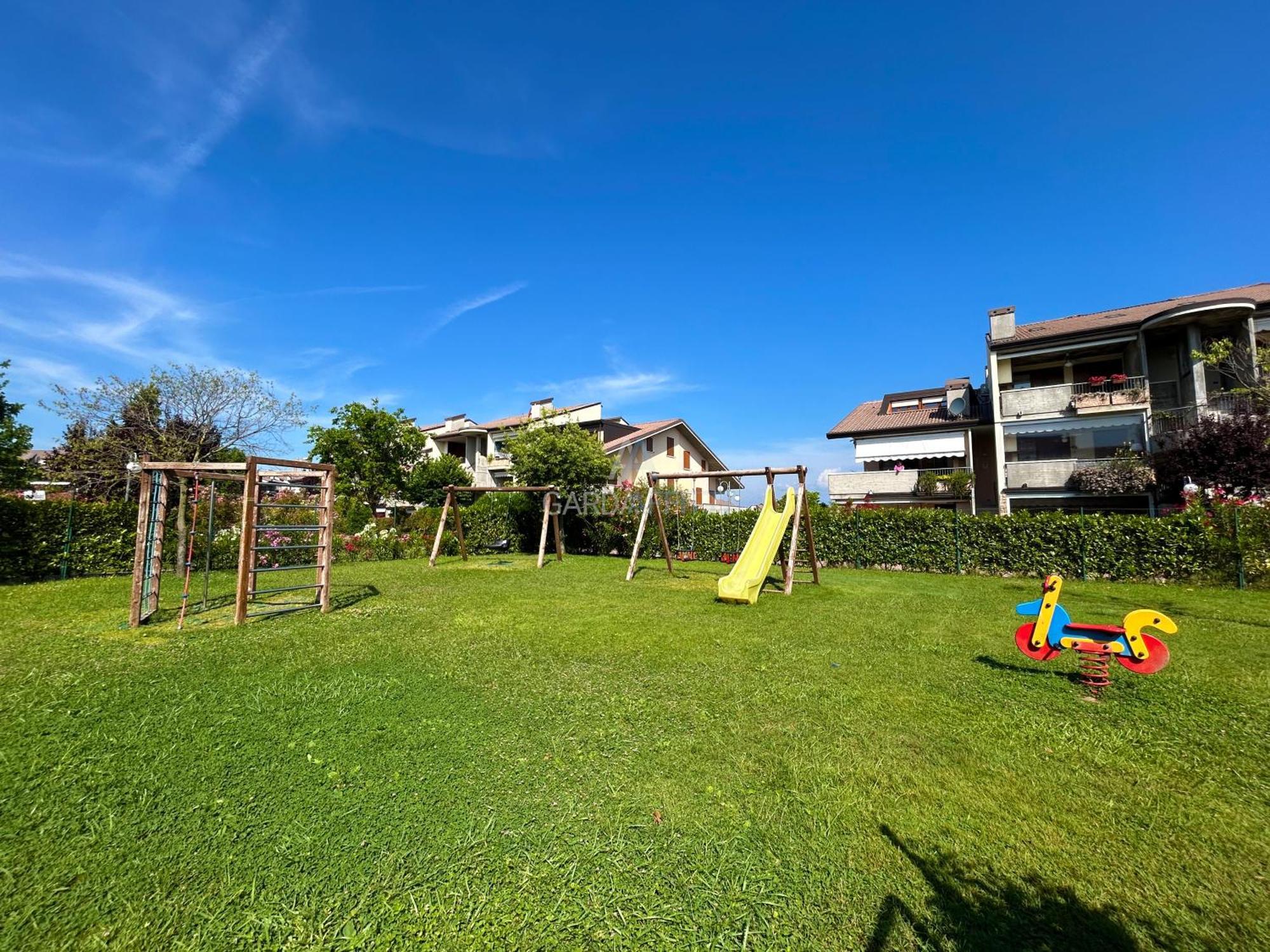 Perla Apartment - 3 Piscine E Un Bar - Desenzano 데센자노델가르다 외부 사진